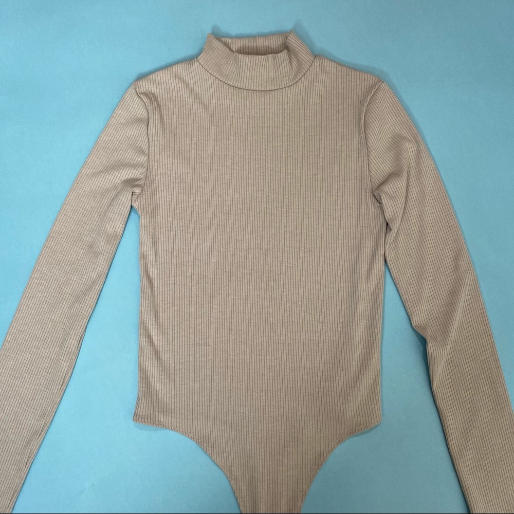 Beige knit mock neck long sleeve bodysuit
